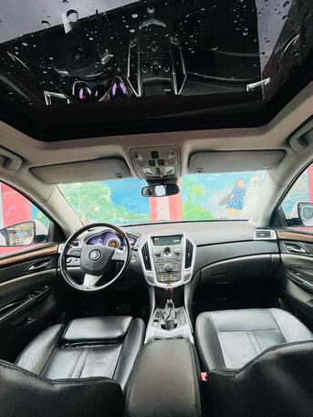 Manama, Vehicles, Cars & Trucks , BHD 11,  Cadillac SRX,  2010,  Automatic,  177500 KM,