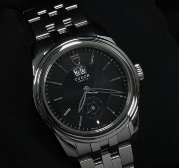 Jeddah, Watches, SAR 8000,  Tudor Watch From Rolex - Original Condition - Look New