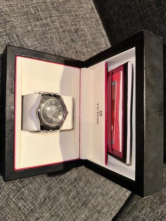 Jeddah, Watches, SAR 8000,  Tudor Watch From Rolex - Original Condition - Look New