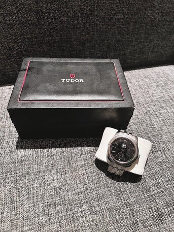 Jeddah, Watches, SAR 8000,  Tudor Watch From Rolex - Original Condition - Look New