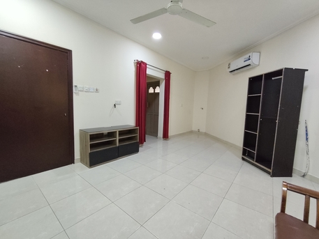 Manama, Apartments/Houses, BHD 140/year,  1 BR,  Maqsha:- Groundfloor Studio Flat On Rent With Ewa..