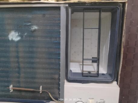 Al Thuqbah, Air Conditioners, SAR 500,  Haier 1.5 TON AC