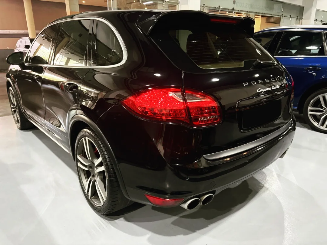 Amwaj Islands, Vehicles, Cars & Trucks , BHD 4800,  Porsche Cayenne Turbo,  2011,  Automatic,  183000 KM,     V8 4.8L TC 500 HP  Full Option
