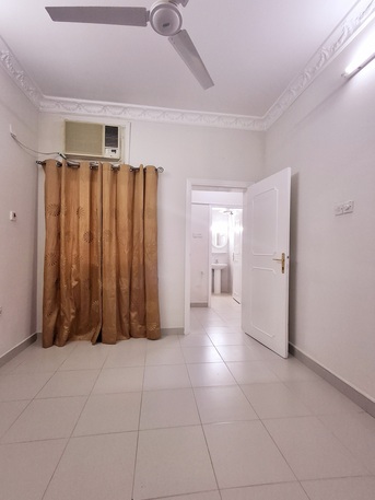Hoora, Apartments/Houses, BHD 230/month,  2 BR,  - Bright & Neet Semi Furnished 2 BHK Family Flat With Ewa @230/BD Hoora