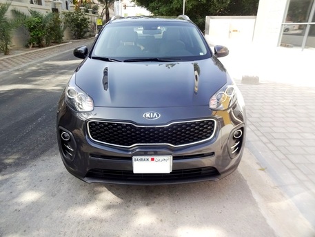 Manama, Vehicles, Cars & Trucks , BHD 4800,  Kia Sportage,  2019,  Automatic,  76000 KM,   GDi 1.6 L  Grey Well Mainatined Urgent Sale