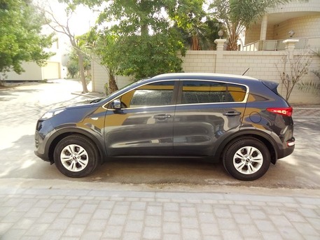 Manama, Vehicles, Cars & Trucks , BHD 4800,  Kia Sportage,  2019,  Automatic,  76000 KM,   GDi 1.6 L  Grey Well Mainatined Urgent Sale