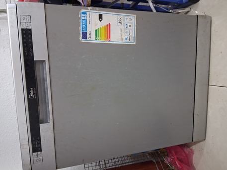 Riyadh, Appliances, SAR 250,  Midea Diswasher (for Sale)- Needs Some Repair