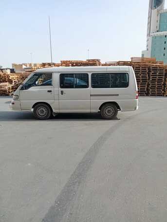 Dammam, Vehicles, Cars & Trucks , SAR 16000,  Mitsubishi  2002 Model Hiac 14 Seater,  2002,  Manual,  200000 KM,  Hiace Mitsubishi Mini Bus 14 Seater AC Good  Model