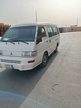 Dammam, Vehicles, Cars & Trucks , SAR 16000,  Mitsubishi  2002 Model Hiac 14 Seater,  2002,  Manual,  200000 KM,  Hiace Mitsubishi Mini Bus 14 Seater AC Good  Model