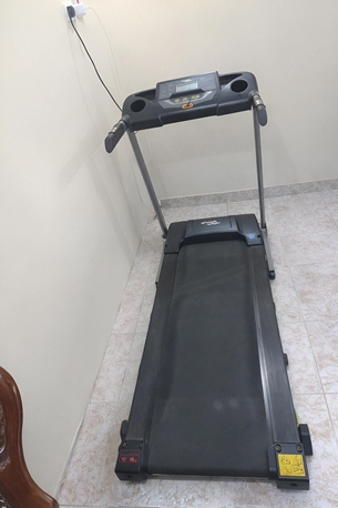 Jeddah, Household Items, SAR 330,  URGENT EXIT SALE - TREADMILL At Throw Away Price