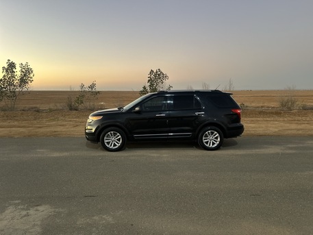 Rabigh, Vehicles, Cars & Trucks , SAR 37000,  Ford Explorer,  2013,  Automatic,  350 KM,  Reliable, Strong Build Quality, Spacious Family SUV