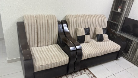 Al Thuqbah, Furniture, SAR 250,  Complete Living Room Set: 9-Seater Sofa + Matching Coffee Table