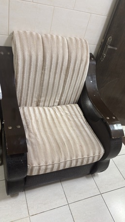 Al Thuqbah, Furniture, SAR 250,  Complete Living Room Set: 9-Seater Sofa + Matching Coffee Table