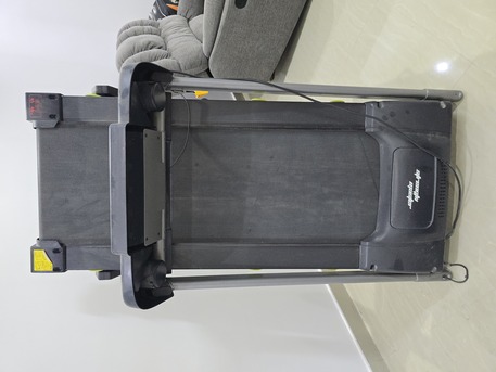 Al Malaz, Sporting Goods, SAR 300,  Treadmill For Sale Up To 110 Kg