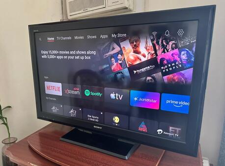 Manama, Electronics, BHD 50,  For Sale: Sony Bravia 40" LCD TV