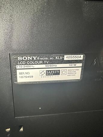 Manama, Electronics, BHD 50,  For Sale: Sony Bravia 40" LCD TV