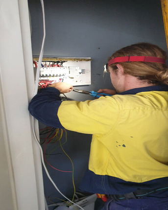 Sydney, Business, Premium Electrical Building Maintenance Wollongong | SJE