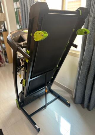 Manama, Sporting Goods, BHD 100,  For Sale: Albaraka Treadmill