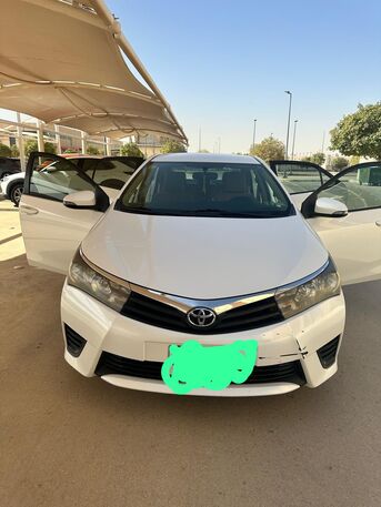 Riyadh, Vehicles, Cars & Trucks , SAR 37000,  Toyota Corolla,  2015,  Automatic,  193530 KM,  Single User, Well Maintained With Recent Service Done. Serious Buyers Do Contact Owner