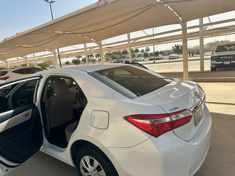 Riyadh, Vehicles, Cars & Trucks , SAR 37000,  Toyota Corolla,  2015,  Automatic,  193530 KM,  Single User, Well Maintained With Recent Service Done. Serious Buyers Do Contact Owner