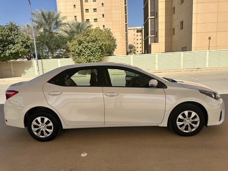 Riyadh, Vehicles, Cars & Trucks , SAR 37000,  Toyota Corolla,  2015,  Automatic,  193530 KM,  Single User, Well Maintained With Recent Service Done. Serious Buyers Do Contact Owner