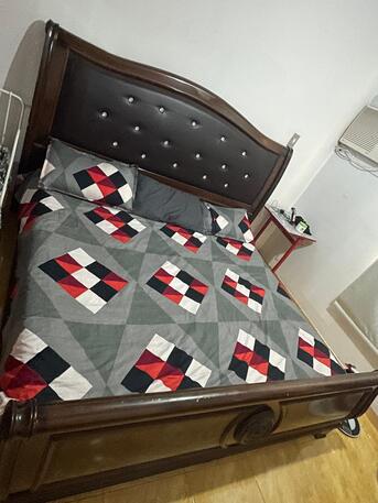 Al Malaz, Furniture, SAR 750,  200x200 King Size Bed With Mattress & 32" LED TV