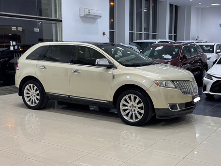Manama, Vehicles, Cars & Trucks , BHD 3800,  Lincoln MKX,  2015,  Automatic,  97350 KM,    (Beige)