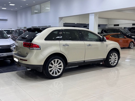Manama, Vehicles, Cars & Trucks , BHD 3800,  Lincoln MKX,  2015,  Automatic,  97350 KM,    (Beige)