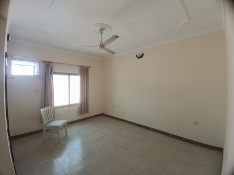 Manama, Apartments/Houses, BHD 180/month,  2 BR,  120 Sq. Meter,  Semi Furnished 2bhk Without Ewa
