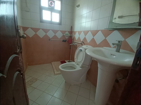 Manama, Apartments/Houses, BHD 180/month,  2 BR,  120 Sq. Meter,  Semi Furnished 2bhk Without Ewa