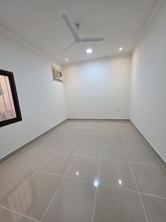 Arad, Bedspace Available, BHD 180,  Half Furnitured Flat For Rent In Arad