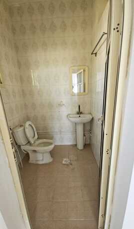 Salmaniya, Apartments/Houses, BHD 160/month,  2 BR,  2 Bedroom Unfurnished Flat For Rent Without Ewa