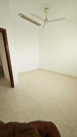 Salmaniya, Apartments/Houses, BHD 160/month,  2 BR,  2 Bedroom Unfurnished Flat For Rent Without Ewa