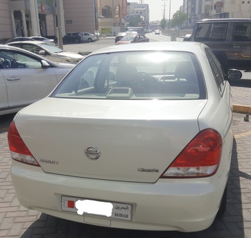 Hoora, Vehicles, Cars & Trucks , BHD 1650,  Nissan Sunny,  2012,  Automatic,  119432 KM,  , Very Good Condition