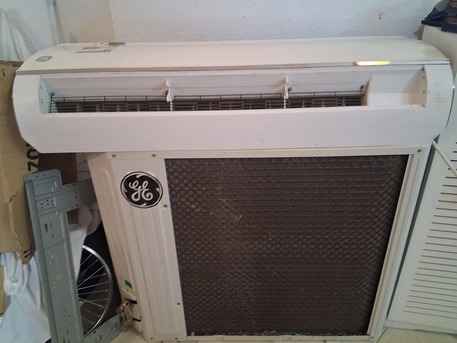 Riyadh, Air Conditioners, SAR 1000,  GE Split A/c -21500 BTU (for Sale )- REMOTE LOST