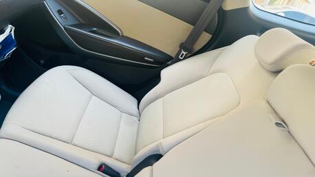 Riyadh, Vehicles, Cars & Trucks , SAR 32000,  2015,  2015,  Automatic,  280000 KM,  For Sale: Hyundai Santa Fe &ndash; 7-Seater In Excellent Condition