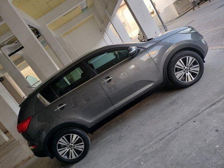 Salmaniya, Vehicles, Cars & Trucks , Kia Sportage,  2016,  Automatic,  120000 KM,