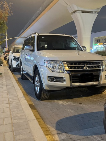 Al Olaya, Vehicles, Cars & Trucks , SAR 44000,  Mitsubishi Pajero,  2016,  Automatic,  240000 KM,   Full Option 4x4