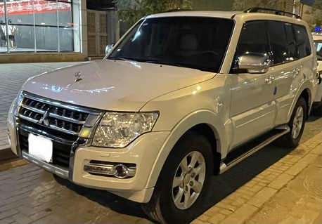 Al Olaya, Vehicles, Cars & Trucks , SAR 44000,  Mitsubishi Pajero,  2016,  Automatic,  240000 KM,   Full Option 4x4