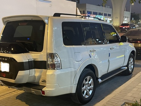 Al Olaya, Vehicles, Cars & Trucks , SAR 44000,  Mitsubishi Pajero,  2016,  Automatic,  240000 KM,   Full Option 4x4
