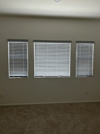 New York, Household, Accent Window Blinds & Shades (Riverside, CA)