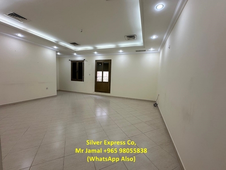 Kuwait City, Apartments/Houses, KWD 550/month,  3 BR,  100 Sq. Meter,  3 Bedroom Full Floor With Balcony For Rent In Mangaf.