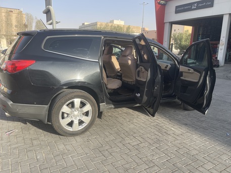 Riyadh, Vehicles, Cars & Trucks , SAR 20000,  Chevrolet Traverse, 2012, Automatic, Full Option,  2012,  Automatic,  220 KM,  Chevrolet Traverse, , , 220k KM, Full Option | Urgent Sale