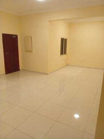 Riffa, Apartments/Houses, BHD 300/year,  4 BR,  Apartment For Rent In Riffa, شقه للايجار في الرفاع
