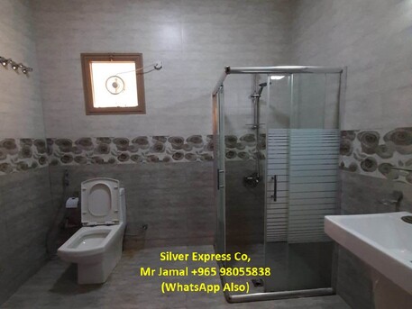 Kuwait City, Villas, KWD 1500,  300 Sq. Meter,  5 Bedroom Private Villa With Private Swimming Pool In Mangaf.