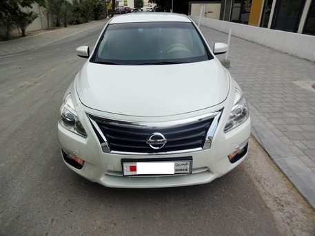Umm Al Hassam, Vehicles, Cars & Trucks , BHD 2700,  Nissan Altima,  2014,  Automatic,  138000 KM,  Good Car, No Works & Reasonable Price