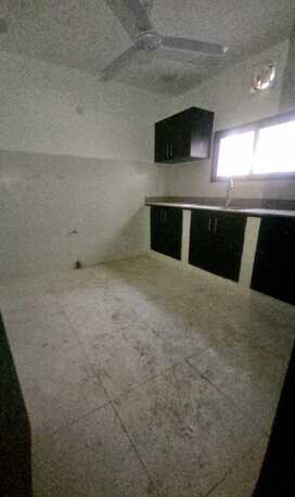 Salmaniya, Apartments/Houses, BHD 150/month,  2 BR,  2 Bedroom Unfurnished Flat For Rent Without Ewa