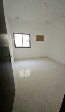 Salmaniya, Apartments/Houses, BHD 150/month,  2 BR,  2 Bedroom Unfurnished Flat For Rent Without Ewa