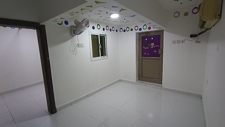 Gudaibiya, Apartments/Houses, BHD 150/month,  1 BR,  Unfurnished Flat Inclusive One Bedroom Flat Gudaibiya Near Philippino Garden @ 150/- BHD