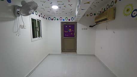 Gudaibiya, Apartments/Houses, BHD 150/month,  1 BR,  Unfurnished Flat Inclusive One Bedroom Flat Gudaibiya Near Philippino Garden @ 150/- BHD